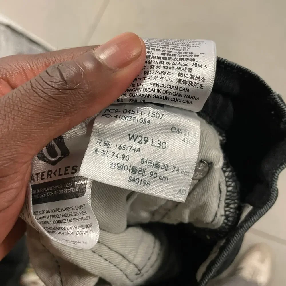 Y2K black skinny Levi’s Jeans 29x30